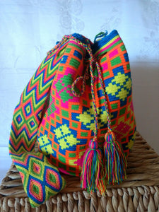 Authentic Boho Bags Mochilas Wayuu - Carnaval Dos