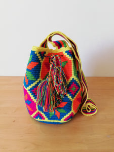 Authentic Handmade Mochilas Wayuu Bags - Medium Uno