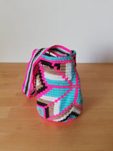 Load image into Gallery viewer, Authentic Handmade Mochilas Wayuu Bags - Small Pink 12