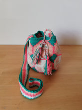 Load image into Gallery viewer, Authentic Handmade Mochilas Wayuu Bags - Small 13