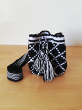 Load image into Gallery viewer, Authentic Handmade Mochilas Wayuu Bags - Small Black 15