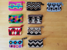 Load image into Gallery viewer, Unique &amp; Authentic Purses Wayuu - Small