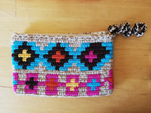 Load image into Gallery viewer, Unique &amp; Authentic Purses Wayuu - Small 3