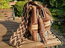 Load image into Gallery viewer, Authentic Handmade Mochilas Wayuu Bags - Bogota 3