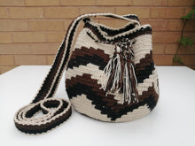 Load image into Gallery viewer, Authentic Handmade Mochilas Wayuu Bags - Small Bogotá