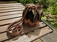 Load image into Gallery viewer, Authentic Handmade Mochilas Wayuu Bags - Small Cucuta
