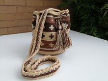Load image into Gallery viewer, Authentic Handmade Mochilas Wayuu Bags - Small Zipaquira