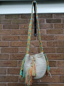 Authentic Handmade Mochilas Wayuu Bags - Small Beige