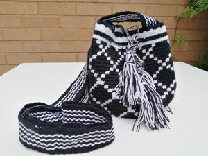 Authentic Handmade Mochilas Wayuu Bags - Small Black 15