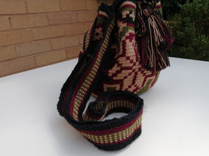 Authentic Handmade Mochilas Wayuu Bags - Mediana Cajíca