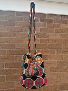 Cross-body Handmade Bags Mochilas Wayuu Collection Caribe - Las Olas