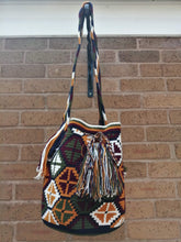 Load image into Gallery viewer, Handmade Cross-body Bags Mochilas Wayuu Collection Andes - Zipaquirá