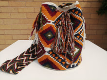 Load image into Gallery viewer, Handmade Cross-body Bags Mochilas Wayuu Collection Andes - Candelaría