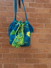 Load image into Gallery viewer, Handmade Cross-body Bags Mochilas Wayuu Collection Oceano Azul - Manzanares