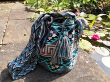 Load image into Gallery viewer, Handmade Cross-body Bags Mochilas Wayuu Collection Oceano Azul - Miraflores