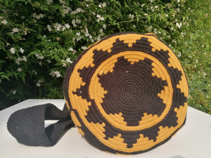 Authentic Handmade Mochilas Wayuu Bags - Guajira Cuatro