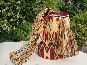 Authentic Handmade Mochilas Wayuu Bags - Guajira Seis