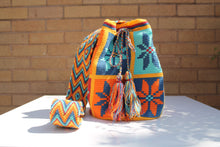 Load image into Gallery viewer, Cross-body Handmade Bags Mochilas Wayuu Collection Caribe - Cabo de la Vela